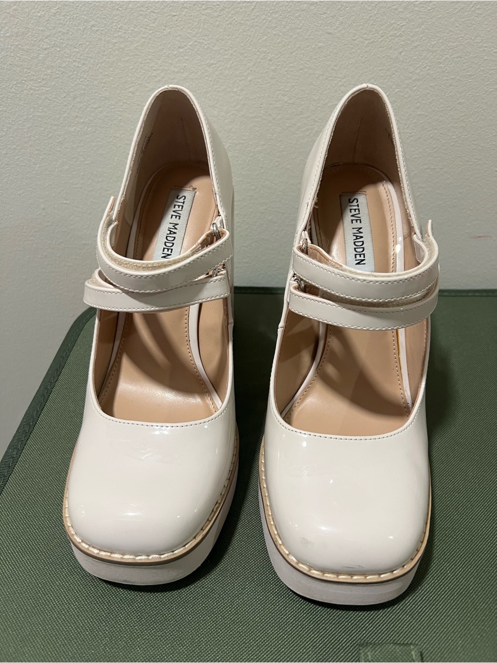 Steve Madden Twice Platform Mary Jane Pumps